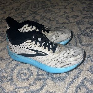 Brooks Hyperion tempo running shoes